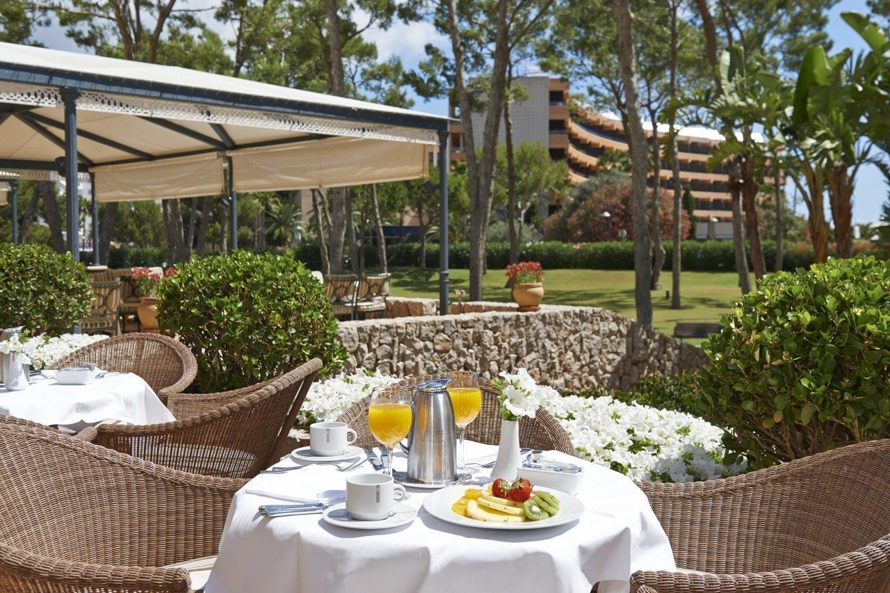 ホテル ヒポテルズ イポカンポ パレス カラ・ミラー エクステリア 写真 The hotel's restaurant